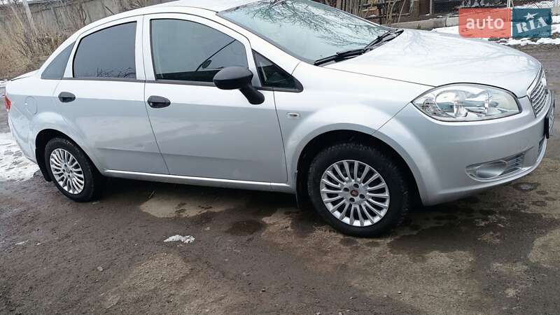 Fiat Linea 2011