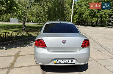 Седан Fiat Linea 2012 в 