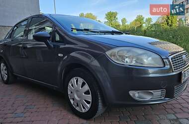 Седан Fiat Linea 2011 в Ивано-Франковске