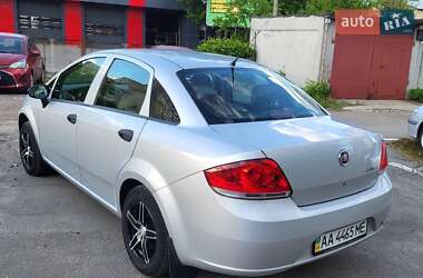 Седан Fiat Linea 2012 в 