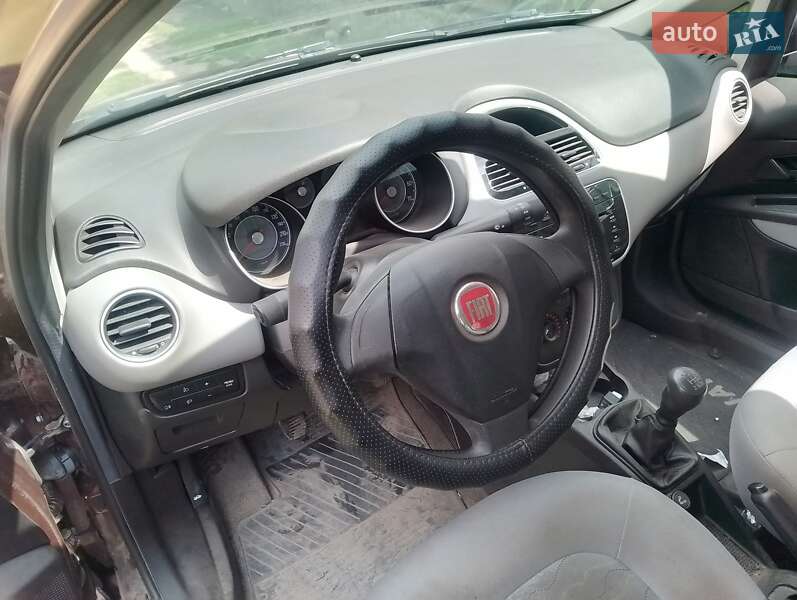Седан Fiat Linea 2013 в Золочеве