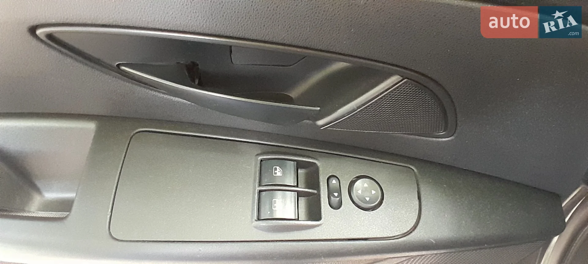 2012 Fiat Linea - мініатюра 21
