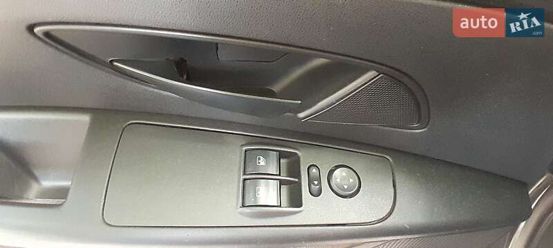 Седан Fiat Linea 2012 в Киеве