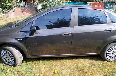 Седан Fiat Linea 2012 в 