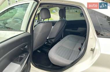 Седан Fiat Linea 2013 в 