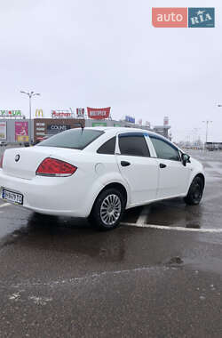 Седан Fiat Linea 2012 в 