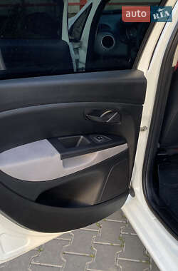 Седан Fiat Linea 2013 в 