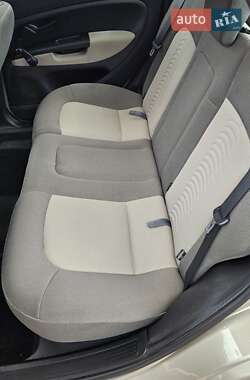 Седан Fiat Linea 2010 в 