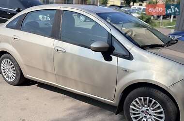 Седан Fiat Linea 2014 в 