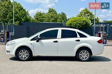 Седан Fiat Linea 2012 в 