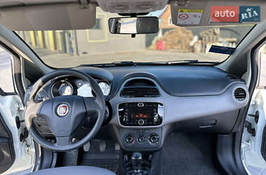 Седан Fiat Linea 2015 в 