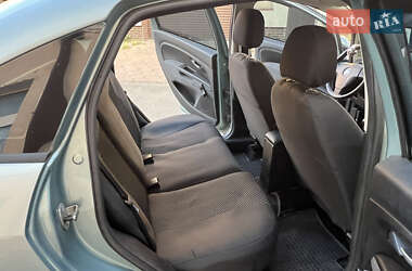 Седан Fiat Linea 2008 в 