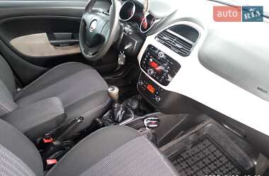 Седан Fiat Linea 2013 в 