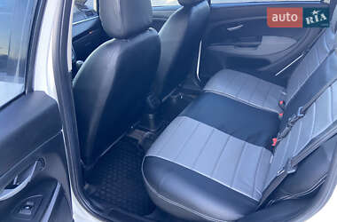 Седан Fiat Linea 2012 в 