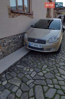 Седан Fiat Linea 2012 в 