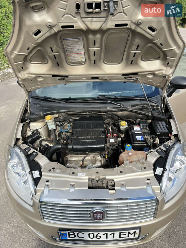 Седан Fiat Linea 2012 в Львове
