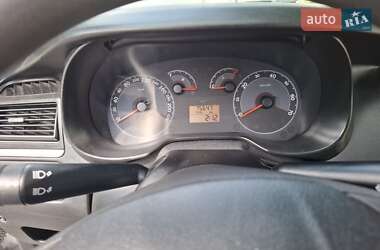 Седан Fiat Linea 2009 в 