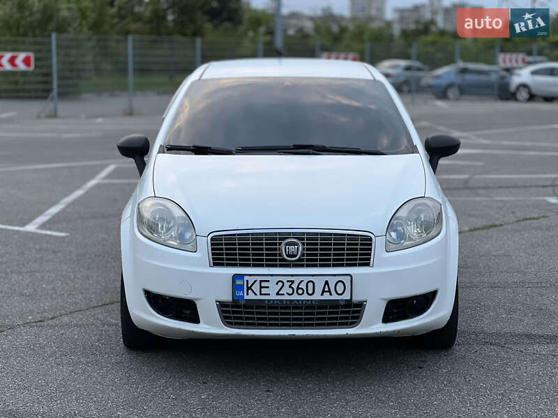 Седан Fiat Linea 2009 в Києві