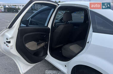Седан Fiat Linea 2009 в 