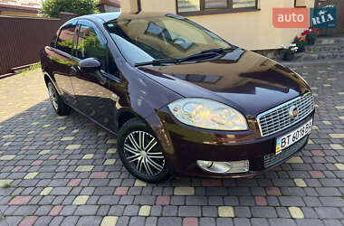 Седан Fiat Linea 2012 в 