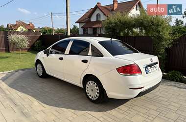 Седан Fiat Linea 2013 в 