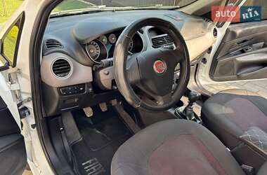 Седан Fiat Linea 2013 в 