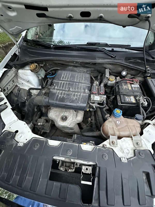 Седан Fiat Linea 2013 в Львове фото 8 Седан Fiat Linea 2013 в Львове