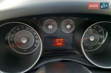 Седан Fiat Linea 2013 в 