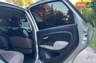 Седан Fiat Linea 2013 в 