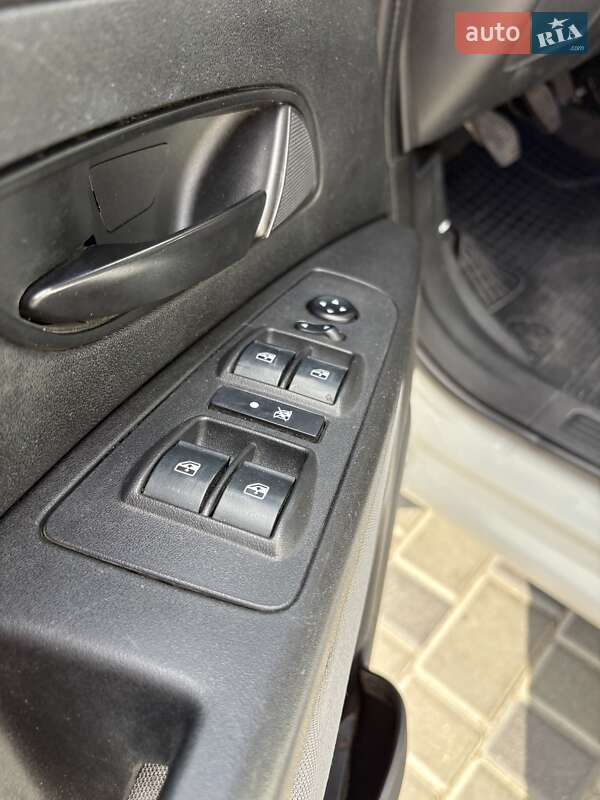 Седан Fiat Linea 2013 в Кропивницком фото 11 Седан Fiat Linea 2013 в Кропивницком