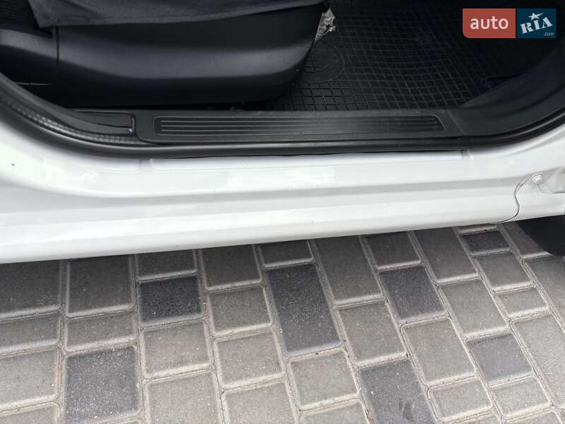 Седан Fiat Linea 2013 в Кропивницком фото 18 Седан Fiat Linea 2013 в Кропивницком