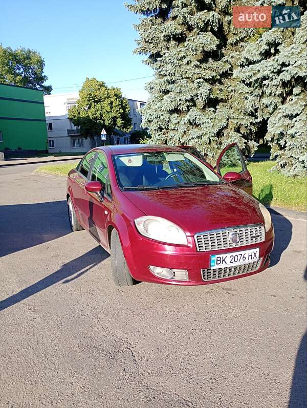 Седан Fiat Linea 2008 в Ровно