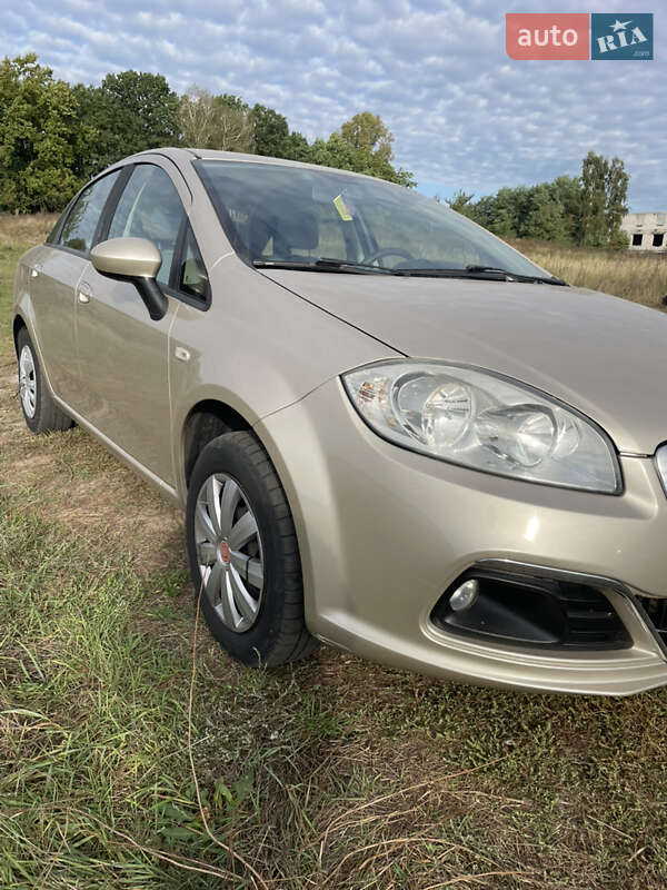 Седан Fiat Linea 2013 в Житомире
