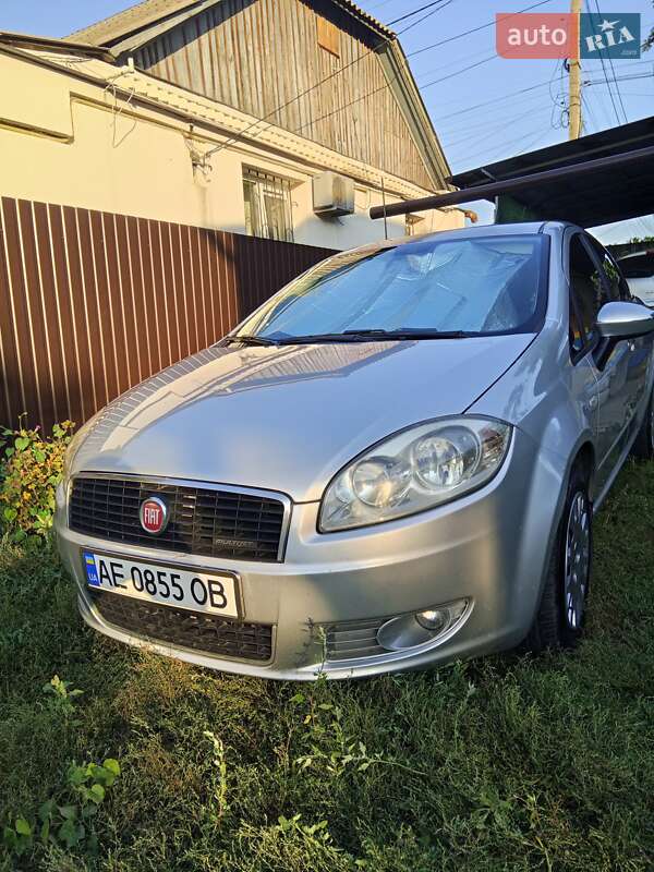 Седан Fiat Linea 2012 в Днепре