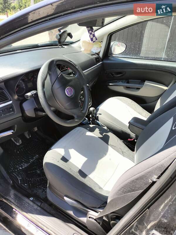 Седан Fiat Linea 2007 в Скалате фото 5 Седан Fiat Linea 2007 в Скалате