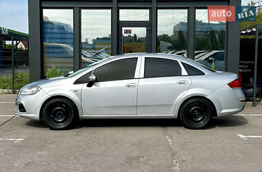 Седан Fiat Linea 2015 в 