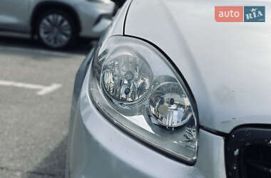 Седан Fiat Linea 2015 в 