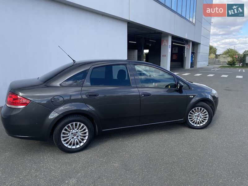 Седан Fiat Linea 2010 в Измаиле фото 5 Седан Fiat Linea 2010 в Измаиле