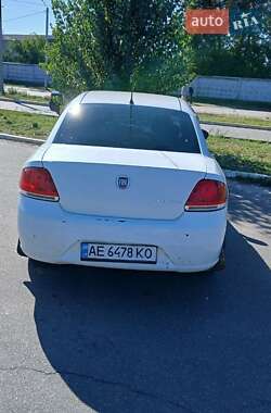 Седан Fiat Linea 2012 в 