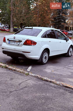 Седан Fiat Linea 2013 в 