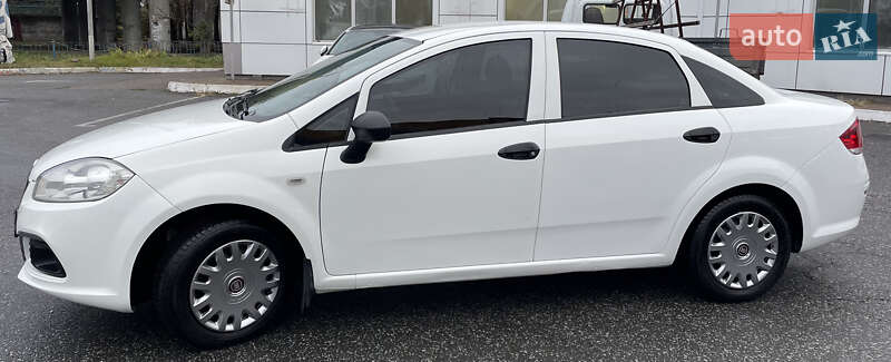 Седан Fiat Linea 2013 в Киеве