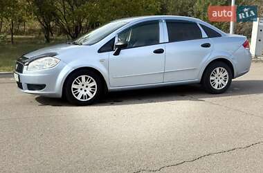 Седан Fiat Linea 2007 в 