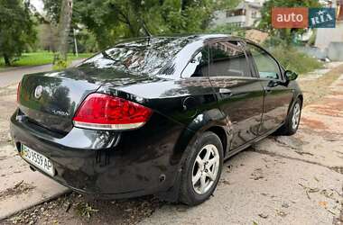 Седан Fiat Linea 2010 в 
