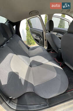 Седан Fiat Linea 2012 в 