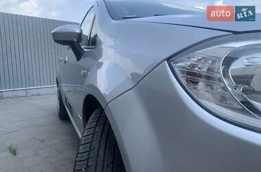 Седан Fiat Linea 2009 в 
