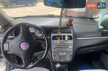 Седан Fiat Linea 2009 в 