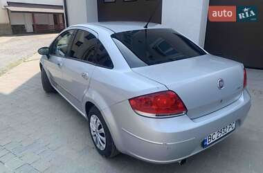 Седан Fiat Linea 2009 в 