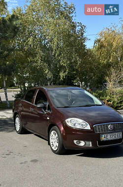 Седан Fiat Linea 2012 в Дніпрі