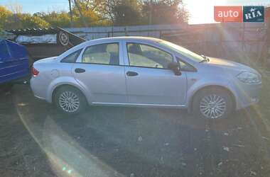 Седан Fiat Linea 2012 в 