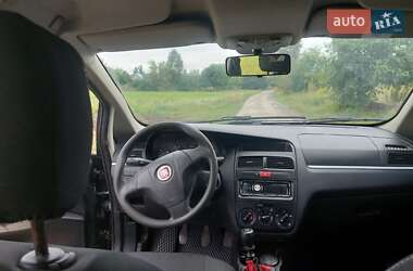Седан Fiat Linea 2010 в 